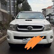 Toyota Hilux 2010 White for sale
