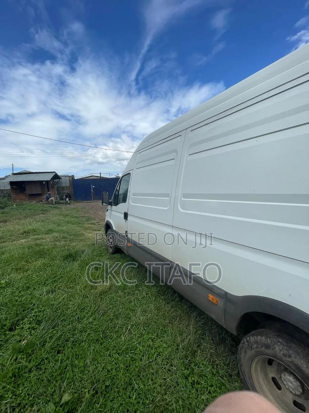 Iveco Massif 2007 White