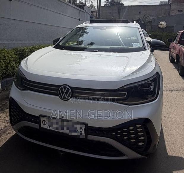 Volkswagen ID.6 2024 White