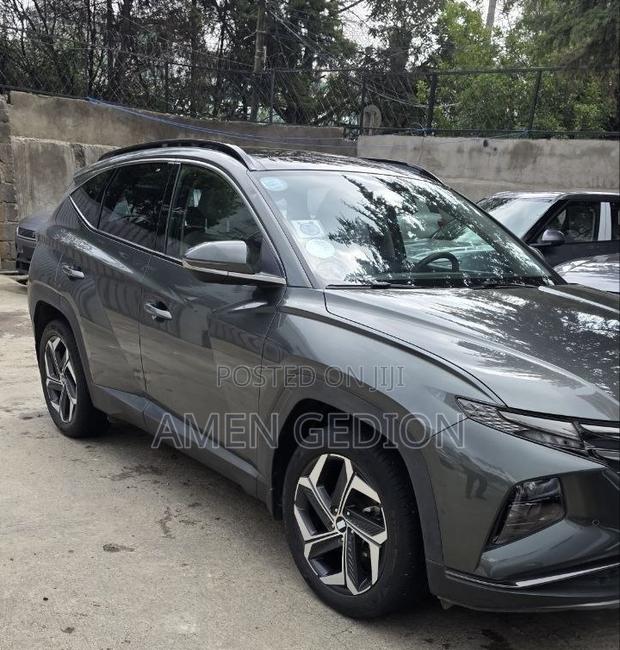 Hyundai Tucson 2022 Gray