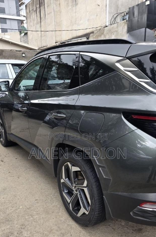 Hyundai Tucson 2022 Gray