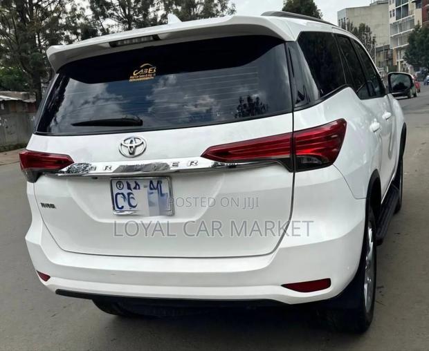 Toyota Fortuner 2017 White