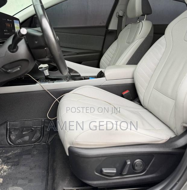 Hyundai Avante 2025 Gray
