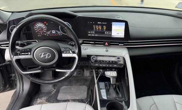 Hyundai Avante 2025 Gray