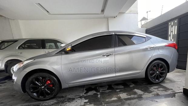 Hyundai Avante 2013 Silver