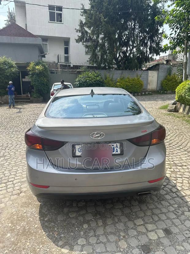 Hyundai Avante 2014 Gray