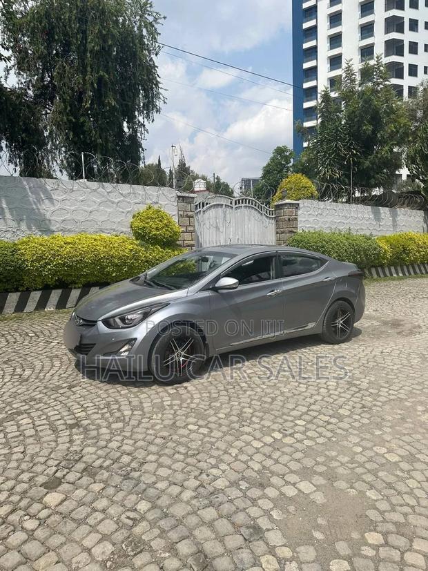 Hyundai Avante 2014 Gray