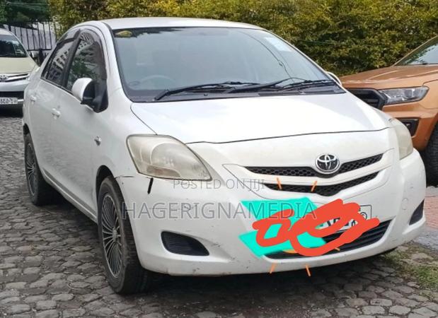 Toyota Yaris 2008 White