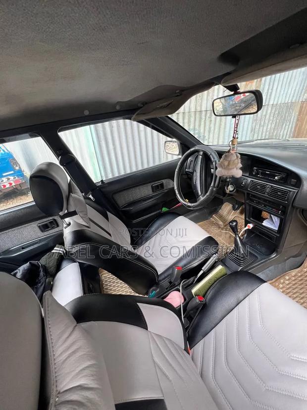 Toyota Corolla 1992 Gray