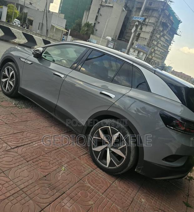 Volkswagen ID.4 2023 Gray