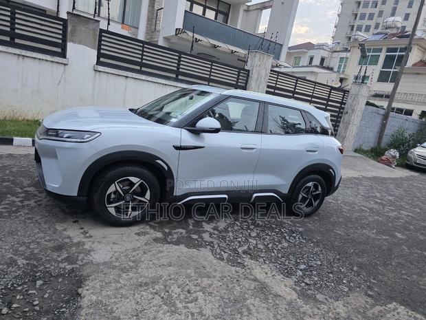 BYD Yuan Up 2025 Ivory