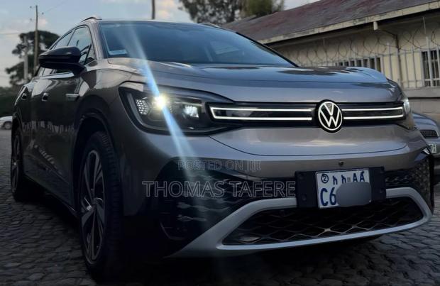 Volkswagen ID.6 2024 Beige