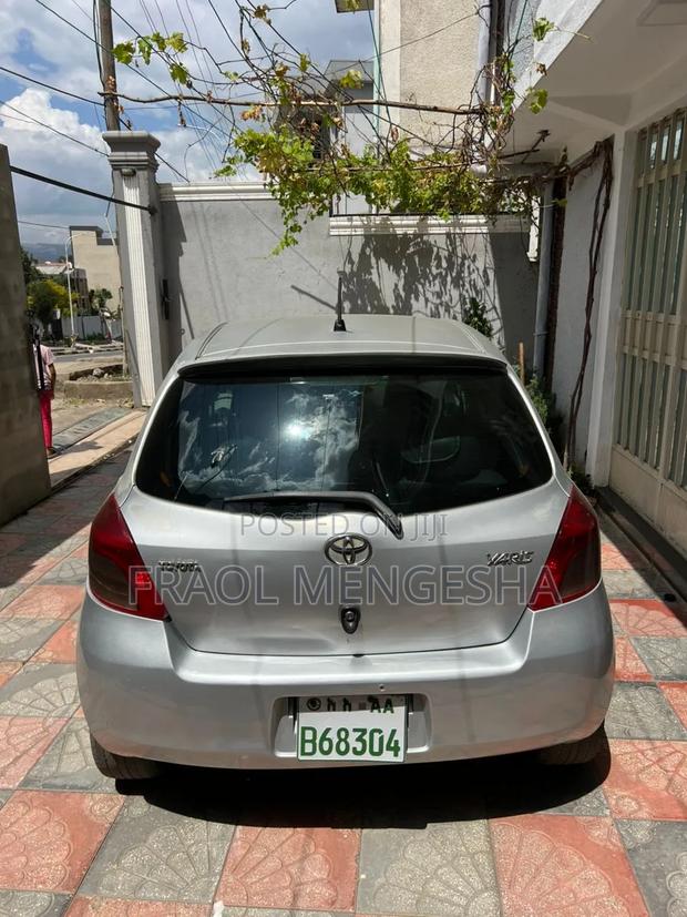 Toyota Yaris 2006 Silver