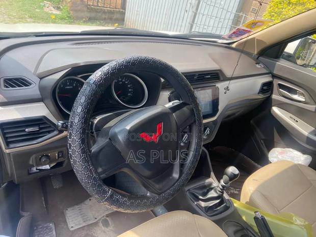 Wuling Hongguang S1 2022 White