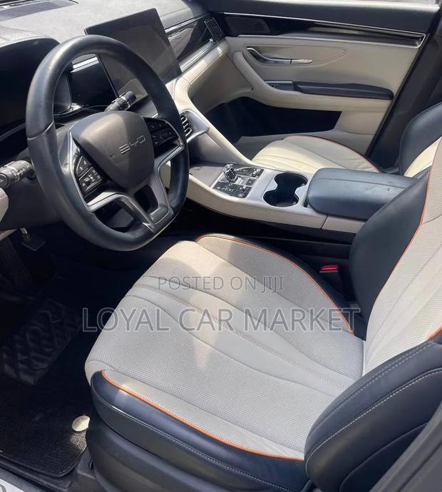 BYD Song Plus 2024 Gray