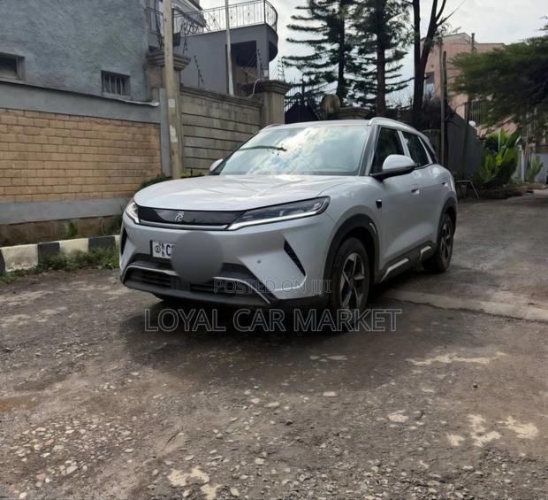 BYD Yuan Up 2025 Gray