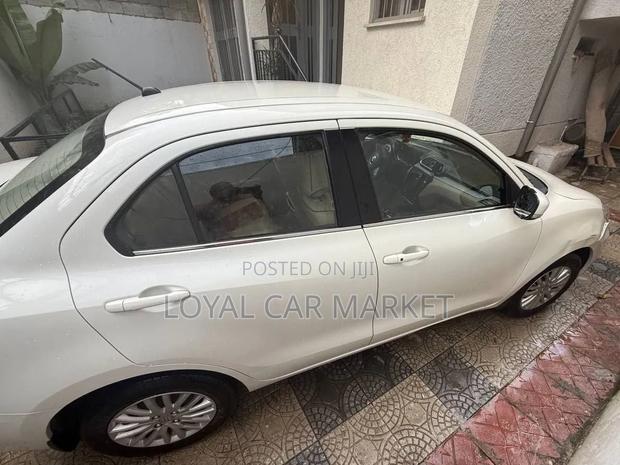 Suzuki Dzire 2022 White