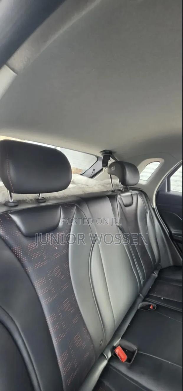 BYD E2 43 kWh 94 hp FWD 2024 Gray