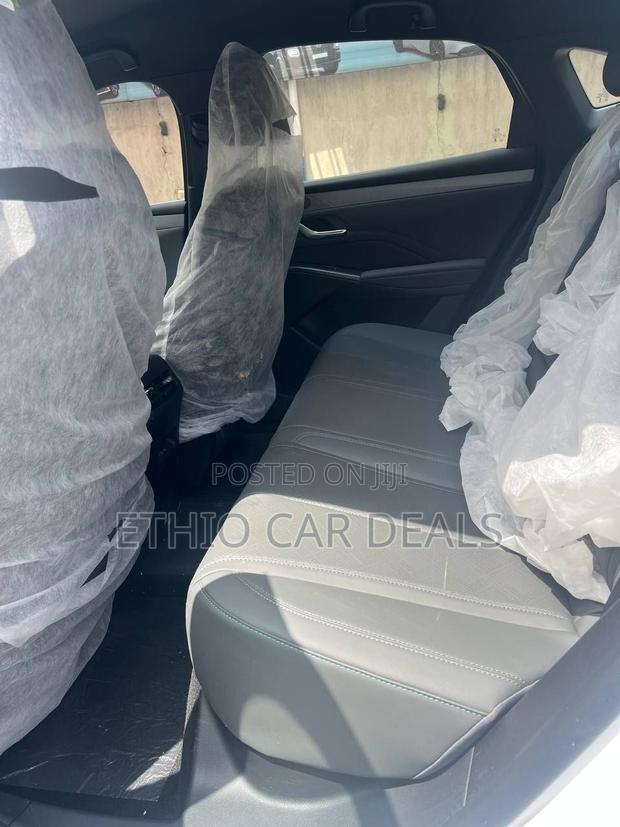BYD Qin Plus DM-i 2025 White