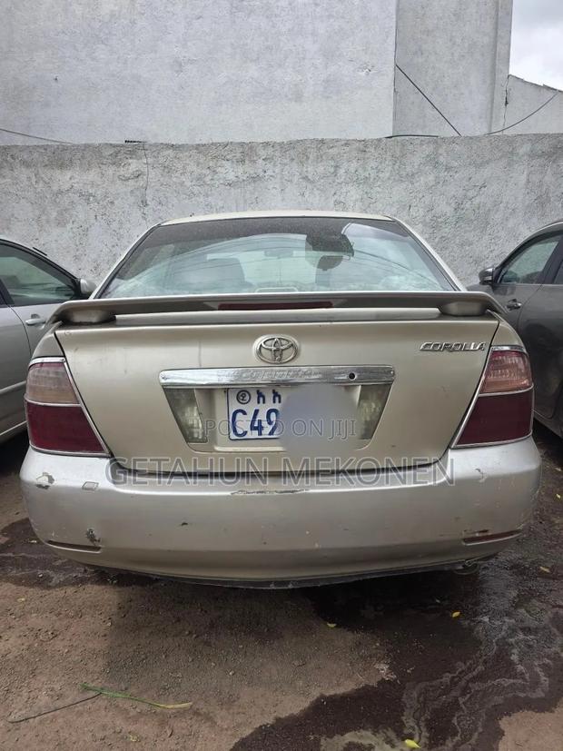 Toyota Corolla 2006 Gold