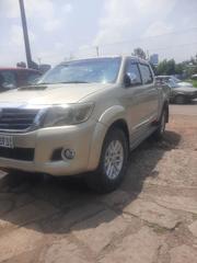 Toyota Hilux 2015 Gold for sale