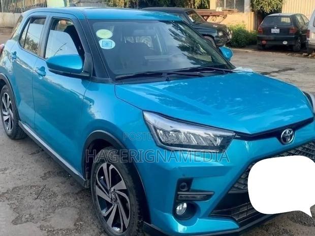 Toyota Raize 2022 Blue