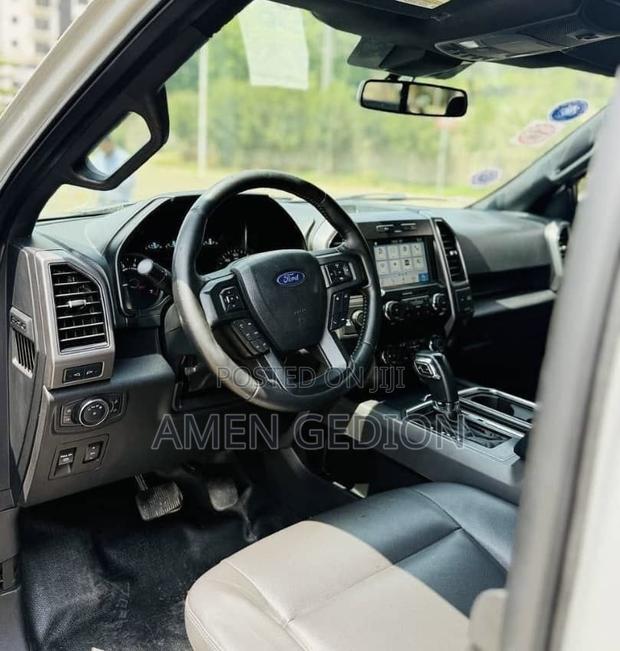 Ford F-150 2020 Silver