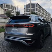 Volkswagen ID.6 2024 for sale