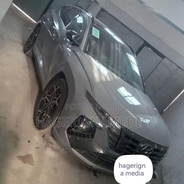 Hyundai Tucson 2022 Gray