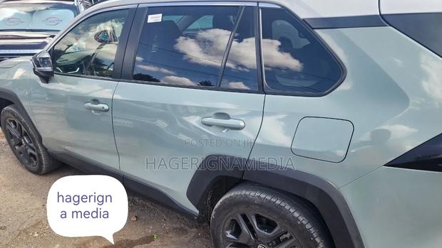 Toyota RAV4 2023 Ivory