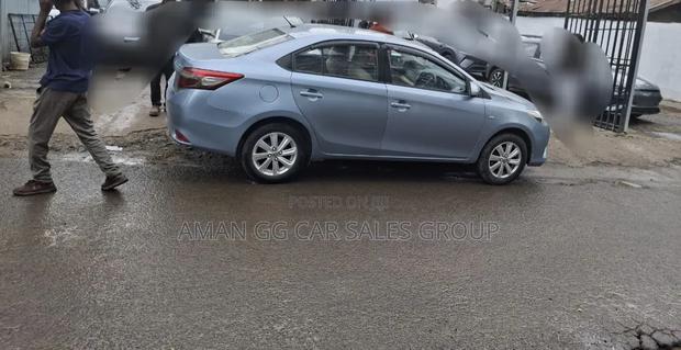 Toyota Yaris 2014 Blue