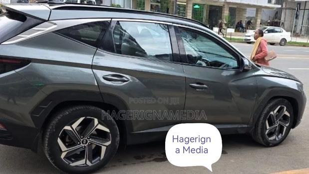 Hyundai Tucson 2022 Gray