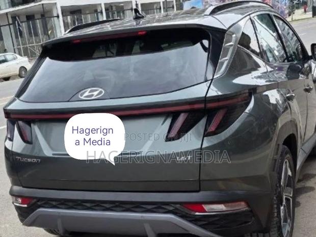 Hyundai Tucson 2022 Gray
