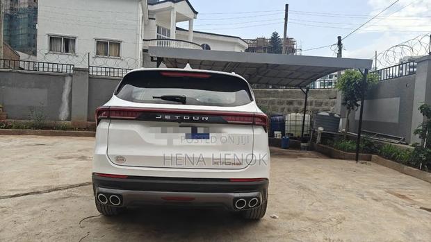 Jetour X70 Plus 2022 White