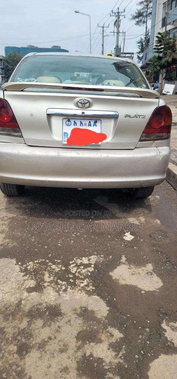 Toyota Platz 2005 Silver