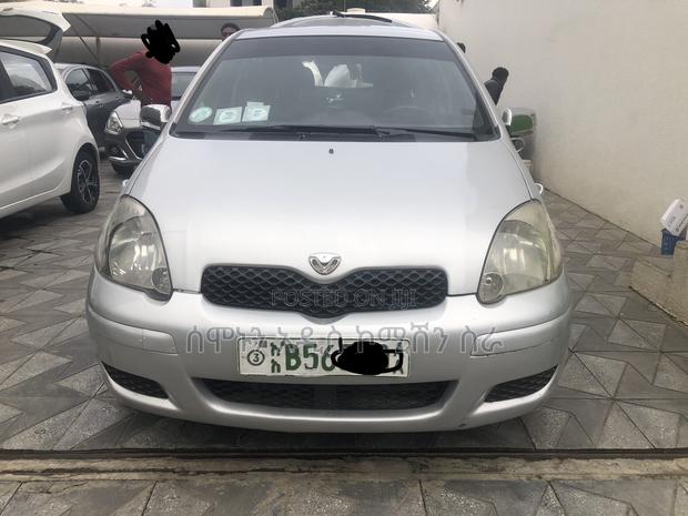 Toyota Vitz 1.0 FWD 5dr 2003 Silver