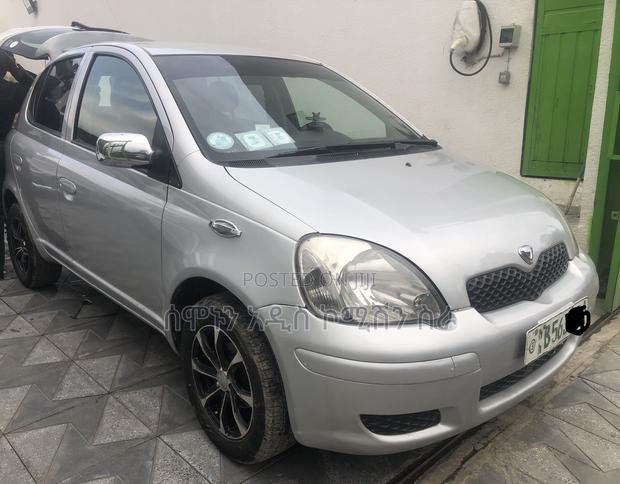 Toyota Vitz 1.0 FWD 5dr 2003 Silver