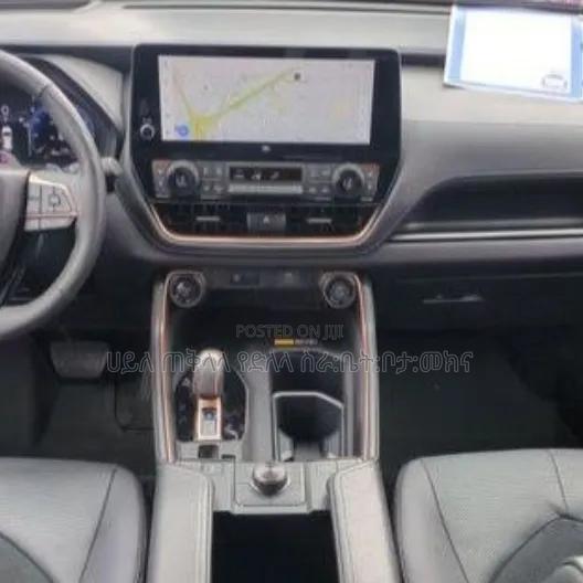 Toyota Grand Highlander Hybrid 2025 Ivory