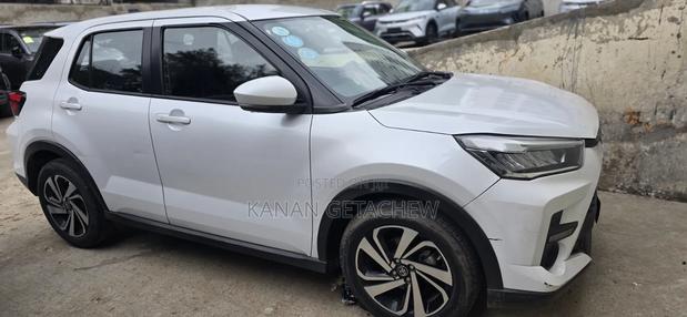 Toyota Raize 2022 White