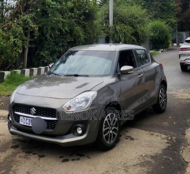 Suzuki Swift RS 2022 Gray
