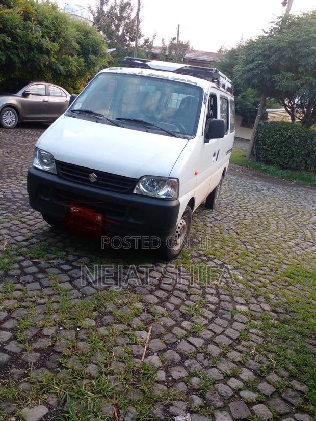 Suzuki Eeco 2024 White