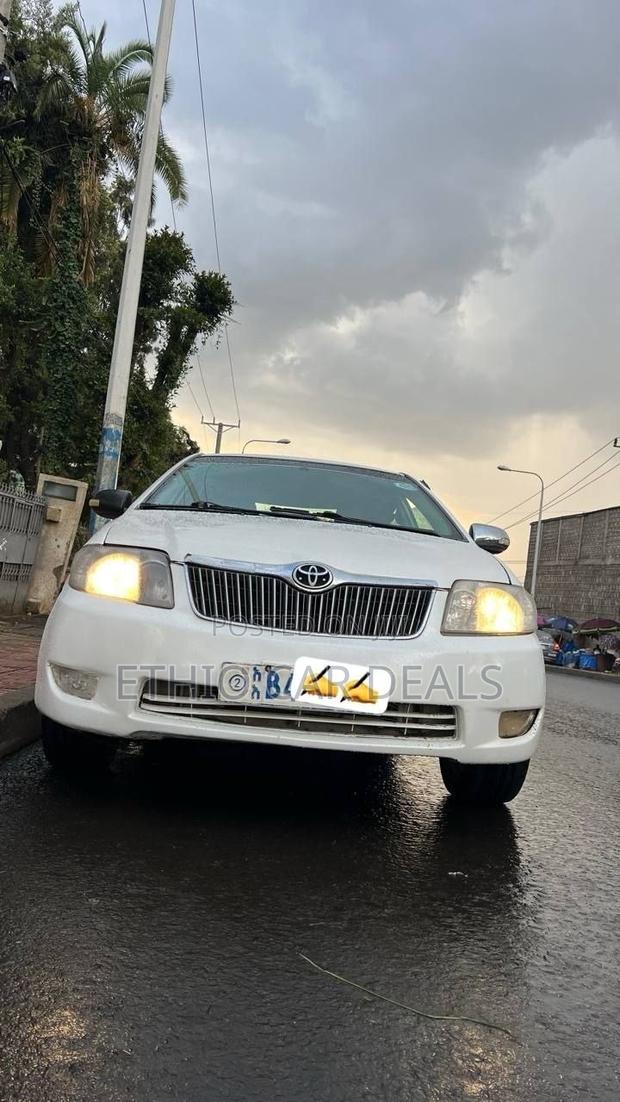 Toyota Corolla 2007 White
