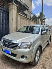 Toyota Hilux 2.5 D-4D 4X4 SRX 2012 Silver for sale