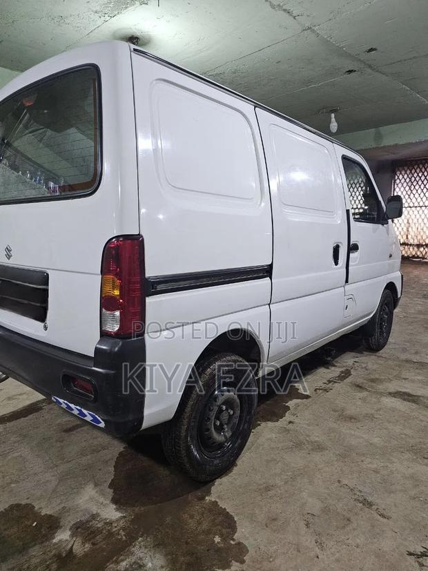 Suzuki Eeco 2023 White