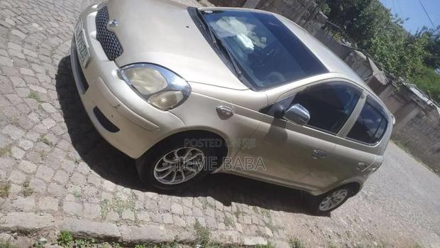 Toyota Vitz 2004