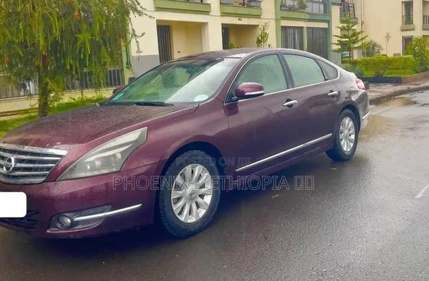 Nissan Teana 2010 Burgundy