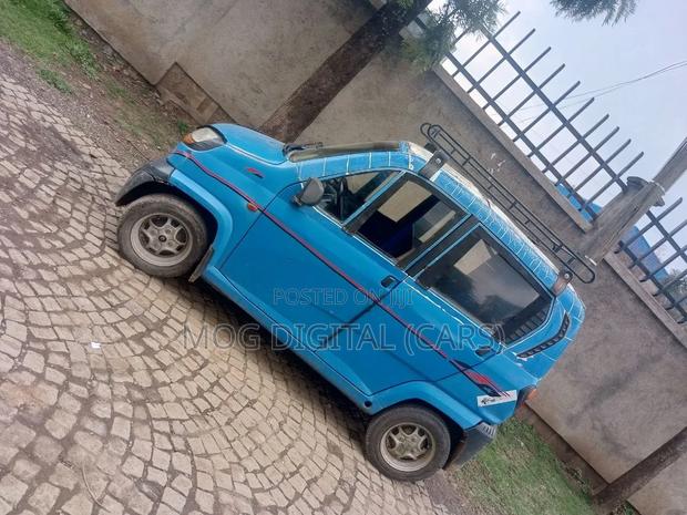 Car 2016 Blue