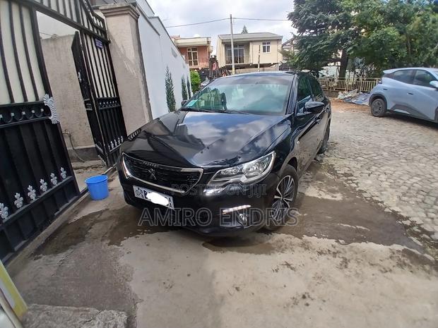 Peugeot 301 2017 Black