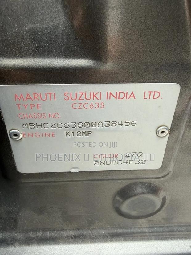 Suzuki Swift 2023 Gray