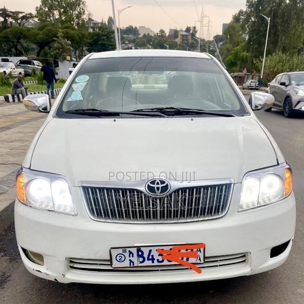 Toyota Corolla 2007 White